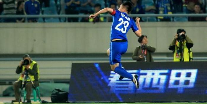 聚勒头球制胜打破个人进球荒    聚勒头球制胜打破个人进球荒