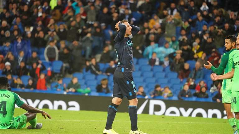 里尔新帅首秀带队逼平豪门    里尔新帅首秀带队逼平豪门